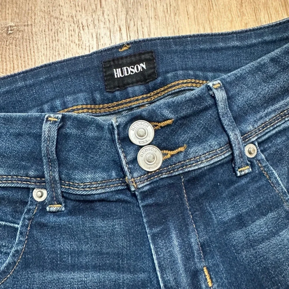 Hudson | Woman's Dark Wash Mid Rise Casual Basic‎ Collin Skinny Jeans, Size 26